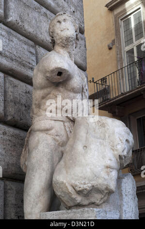 Italy, Lazio, Rome, Pasquino, one of the Talking Statues of Rome at Palazzo Braschi Stock Photo