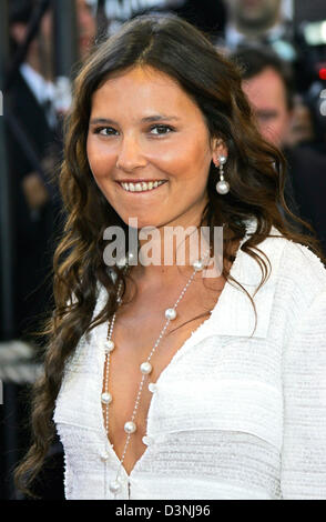 French actress Virginie Ledoyen poses on the red carpet at the premiere of 'Volver' at Palais des Festivals in Cannes, France, Friday 19 May 2006. The occasion is the 59th Cannes Film Festival. Photo: Hubert Boesl. Stock Photo