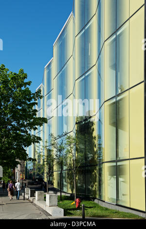 UQAM university campus Complexe des sciences Pierre-Dansereau and President Kennedy building, downtown Montreal Stock Photo