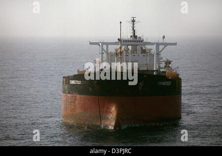 The oil supertanker 'Connecticut' in the Fujairah anchorage, just off the Straits of Hormuz in the Indian Ocean. Stock Photo