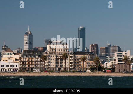Waterfront apartment blocks in Port Melbourne, with Docklands and the City of Melbourney beyond Stock Photo