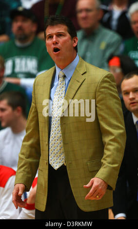 Colorado State head coach Steve Fairchild, left, argues a call with ...