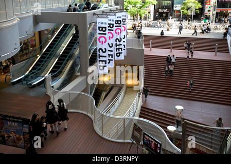 Shoppers at Big Step shopping center in Osaka's Ame-mura, or Amerika-mura (American Village), district in Shinsaibashi, Namba. Stock Photo