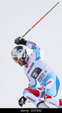 Garmisch-Partenkirchen, Germany, 24th Feb, 2013. France's Alexis Pinturault cheers after winning the Men's Giant Slalom race at the Alpine Skiing World Cup in Garmisch-Partenkirchen, Germany, 24 February 2013. Photo: KARL-JOSEF HILDENBRAND/dpa/Alamy Live News