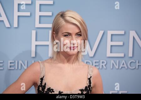 Berlin, Germany, 24th Feb, 2013. US actress Julianne Hough smiles and poses on arrival for the premiere of her new film 'Safe Haven' at the Cinemaxx movie theatre in Berlin, Germany, 24 February 2013. The film will start in cinemas across Germany on 7 March 2013. Photo: Joerg Carstensen/dpa/Alamy Live News Stock Photo