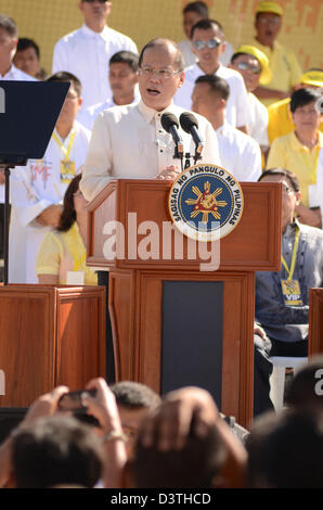 Quezon City, Manila, Philippines. 25th February 2013.  President Benigno Aquino III spreaks during the commemoration of the 27th People Power Revolution on Monday, February 25. The People Power Revolution is a significant event in Philippine History, marking the return of democracy in the country from a dictatorship under the Marcos regime in a bloodless uprising of the Filipino people. (Photo by Mark Demayo/Alamy Live News) Stock Photo