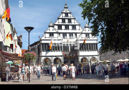 (dpa file) - The picture shows the medieval guild hall and landmark of Paderborn, Germany, 15 July 2006. It was constructed from 1613-1620 in Weser Renaissance style. Photo: Horst Ossinger Stock Photo