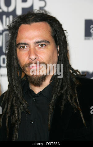 Guitarist of US rock band 'Korn', James Shaffer, poses on the red carpet at Bella Center during the MTV Europe Music Awards 2006 in Copenhagen, Denmark, 02 November 2006. Photo: Hubert Boesl Stock Photo