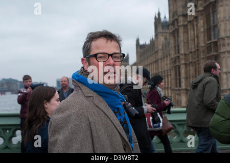 Chef Hugh Fearnley-Whittingstall crosses Westminster bridge to rally in conjunction with the Marine Conservation Society, Sealife and the British Sub-Aqua Club, leads a march from the London Aquarium to the Houses of Parliament to show the government how much support there is for more marine protection and the 127 MCZs (Marine Conservation Zones). London, UK, 25th February 2013. Stock Photo