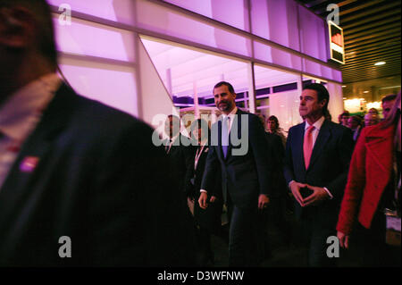 Barcelona, Spain. 25th February 2013. Prince Felipe arriving to Mobile World Congress  Credit:  esteban mora / Alamy Live News Stock Photo