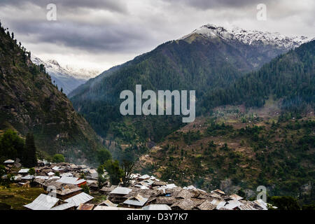 Malana Village - Himachal Pradesh - India © Sauriêl Ltd | Samantha ...