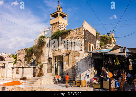 Remains of a ruined mosque in old town Hama after the 1982 massacre. Syria Stock Photo