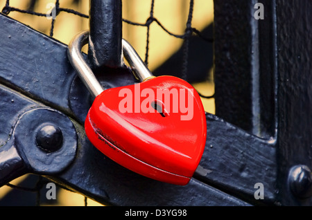 Schloss als Herz - padlock heart 01 Stock Photo