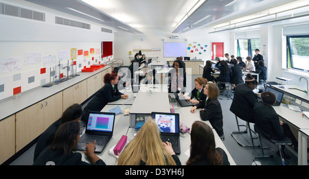 Oasis Academy, Coulsdon, United Kingdom. Architect: Sheppard Robson, 2011. It classroom with students. Stock Photo