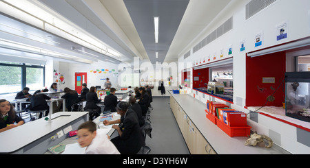 Oasis Academy, Coulsdon, United Kingdom. Architect: Sheppard Robson, 2011. Panoramic classroom view. Stock Photo