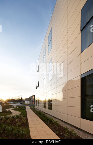 Chesterfield Royal Hospital, Chesterfield, United Kingdom. Architect: Manser Practice Architects, 2011. Perspective of reflectiv Stock Photo