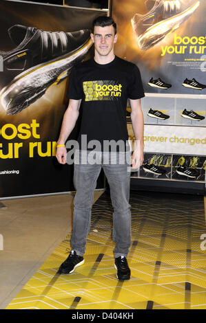 Gareth Bale. Signing for Adidas Running Boost Experience, Adidas Store,  Oxford Street, London. UK Stock Photo - Alamy