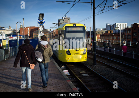 Manchester Piccadilly bound tram from Deansgate-Castlefield Stock Photo
