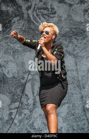 Award winning singer song writer Emeli Sandé performing on stage at V Festival, Chelmsford Essex uk Stock Photo