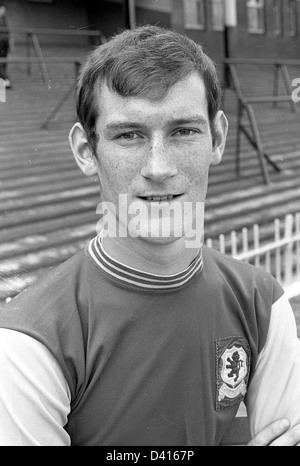 Fred Turnbull Aston Villa FC footballer 1967 Stock Photo - Alamy