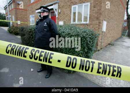 Police search the house of Lea Rusha in Southborough, Kent in connection with the £53m Securitas Depot robbery in Tonbridge. Stock Photo