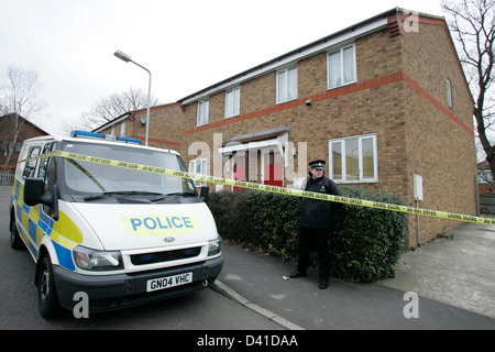 Police search the house of Lea Rusha in Southborough, Kent in connection with the £53m Securitas Depot robbery in Tonbridge. Stock Photo