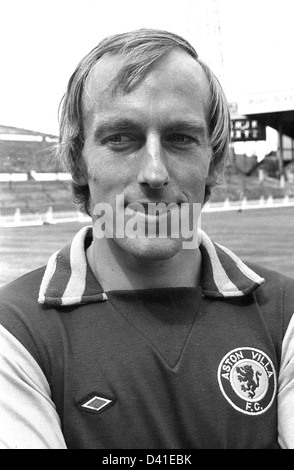 Ray Graydon Aston Villa football club footballer 1976 Stock Photo - Alamy