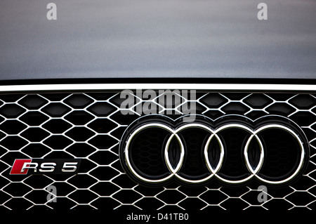 Audi RS5 logo on radiator grille, Winchester, England, UK Stock Photo