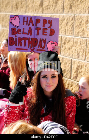 Nottingham, UK. 2nd March 2013. Justin Bieber fans queue to see the pop idol at Nottingham's capital FM Arena tonight, some have queued for days. Credit: Ian Francis/Alamy Live News Stock Photo