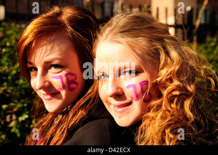 Nottingham, UK. 2nd March 2013. Justin Bieber fans queue to see the pop idol at Nottingham's capital FM Arena tonight, some have queued for days. Credit: Ian Francis/Alamy Live News Stock Photo