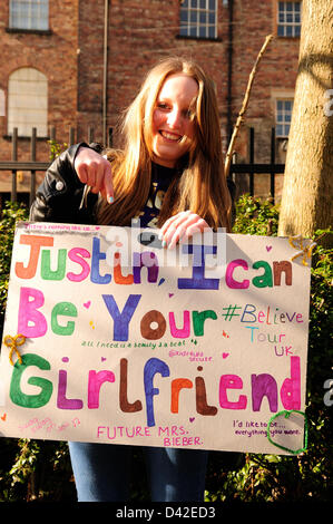 Nottingham, UK. 2nd March 2013. Justin Bieber fans queue to see the pop idol at Nottingham's capital FM Arena tonight, some have queued for days. Credit: Ian Francis/Alamy Live News Stock Photo