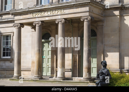 Upper Chapel, Unitarian Meeting place and Mother & Child Sculpture by George Fullard, Norfolk Street, Sheffield, UK Stock Photo