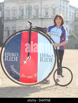 LORRAINE KELLY HELP FOR HEROES HORSE GURAD PARADE LONDON  UK 05 March 2013 Stock Photo