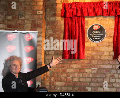 BRIAN MAY PRS FOR MUSIC HONOURS QUEEN WITH A HERITAGE AWARD IMPERIAL COLLEGE LONDON  UK 05 March 2013 Stock Photo