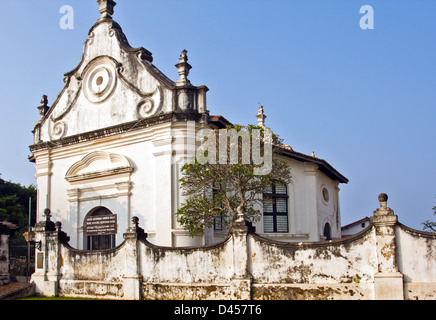 THE OLD DUTCH REFORMED CHURCH IN FORT GALLE WHICH CONTAINS SEVERAL INTERESTING FEATURES Stock Photo