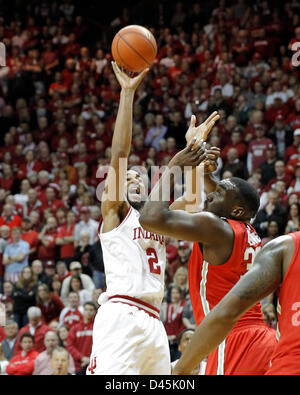 Bloomington, Indiana, USA. 5th March, 2013. Indiana Hoosiers forward Christian Watford (2) shoots a jumper during an NCAA basketball game between Ohio State University and Indiana University at Assembly Hall in Bloomington, Indiana. Stock Photo