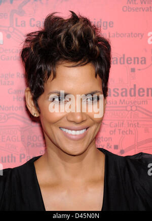 March 5, 2013 - Hollywood, California, U.S. - Halle Berry arrives for the premiere of the film 'The Call' at the ArcLight theater. (Credit Image: Credit:  Lisa O'Connor/ZUMAPRESS.com/Alamy Live News) Stock Photo