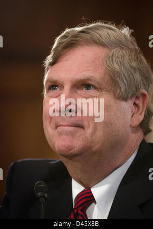 Agriculture Secretary Tom Vilsack testifies before the House ...