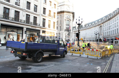 London, UK. 6th March 2013. London's Regent Street - usually one of the busiest shopping streets in the capital - is still closed to traffic, as work continues on burst water main. The street has been closed to traffic since Saturday and it is expected to be at least 2 more days until Thames Water engineers can repair the damage.   Photo by Keith Mayhew/Alamy Live News Stock Photo