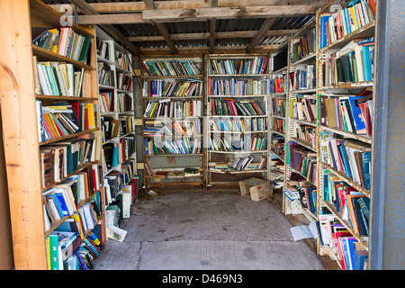 Books in honesty book shop in hay-on-wye Stock Photo