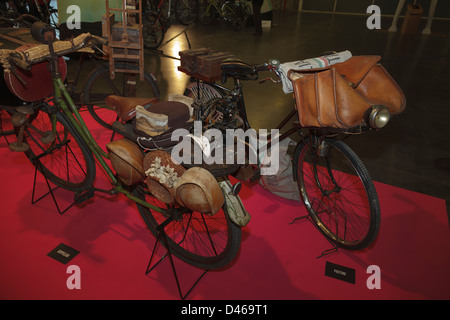 Featured bicycles at the postman and milliner Stock Photo