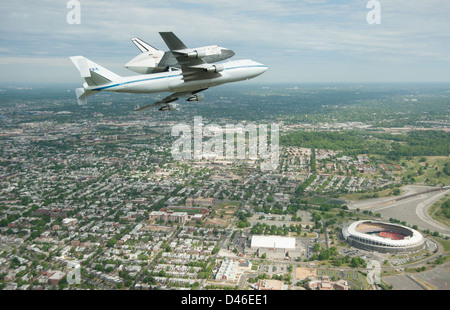 Space Shuttle Discovery DC Fly-Over (201204170009HQ) Stock Photo