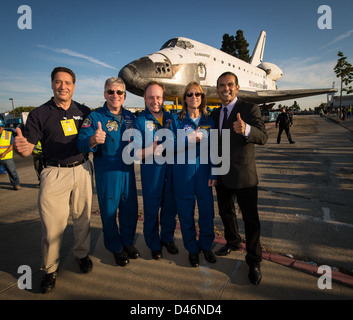 NASA's Space Shuttle Endeavour was moved over land in Los Angeles using ...