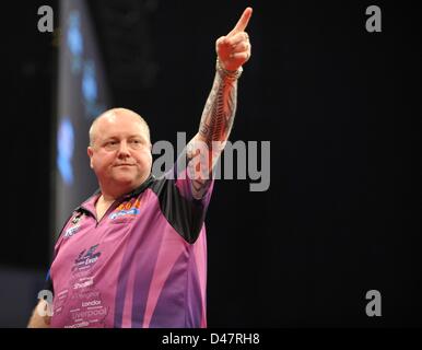 07.03.2013 Nottingham, England.  Andy Hamilton in action during round Five of the Premier League Darts from the Capital FM Arena. Stock Photo