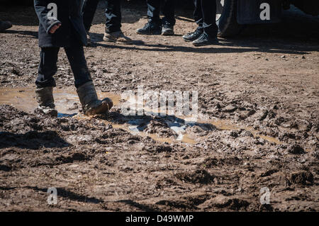 Lancaster, Pennsylvania, US. 9th March, 2013. A 'mud sale' is held in Lancaster, Pennsylvania. County annual Mud Sales are events held by local volunteer Fire Companies to raise funds for equipment and services.  They begin in early spring and there is usually one every weekend in March, with others scheduled through the year. They consist of auctions and sales of farming supplies, tools, animals, quilts, buggies, garden items and much more. Stock Photo