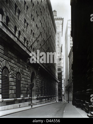 Federal Reserve Bldg., Manhattan. Stock Photo