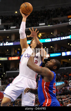 Los Angeles, California, USA. 10th March 2013. Clippers power forward Blake Griffin (32) shoots the ball over Detroit Pistons power forward Jason Maxiell (54) during the NBA game between the Los Angeles Clippers and the Detroit Pistons at Staples Center in Los Angeles, CA. David Hood/CSM/Alamy Live News Stock Photo