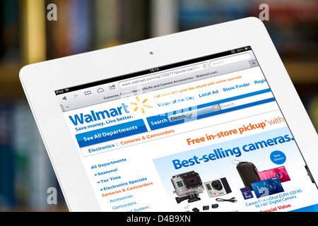 Shopping online on the Walmart.com website, USA Stock Photo