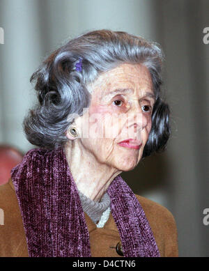 Queen Fabiola of Belgium attends a commemoration service at the church Onze-Lieve-Vrouwkerk in Aarschot, Belgium, 20 February 2008. The Belgian royal family commemorates the members of the family who passed away on the occasion of the 15th annivarsary of the death of King Boudoin. Photo: Albert Nieboer (NETHERLANDS OUT) Stock Photo