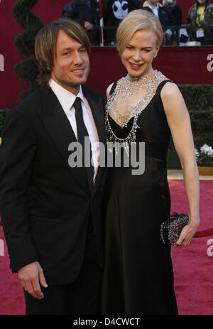 Australian actress Nicole Kidman (R) and her husband New Zealand country musician Keith Urban (L) arrive for the 80th Annual Academy Awards at the Kodak Theatre in Hollywood, CA, United States, 24 February 2008. The Academy Awards, popularly known as the Oscars, are presented by the Academy of Motion Picture Arts and Sciences (AMPAS) to recognize excellence of professionals in the  Stock Photo